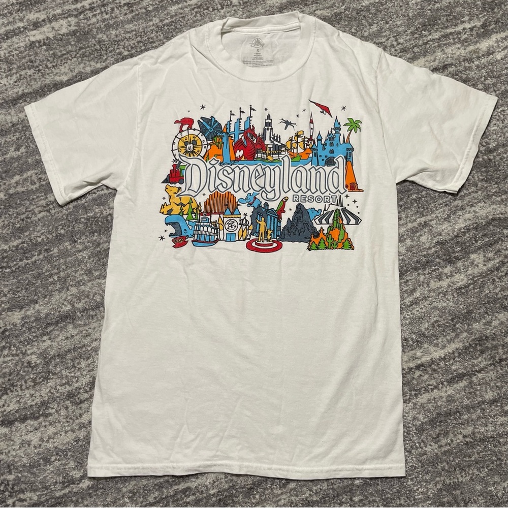 Authentic DISNEY graphic tee